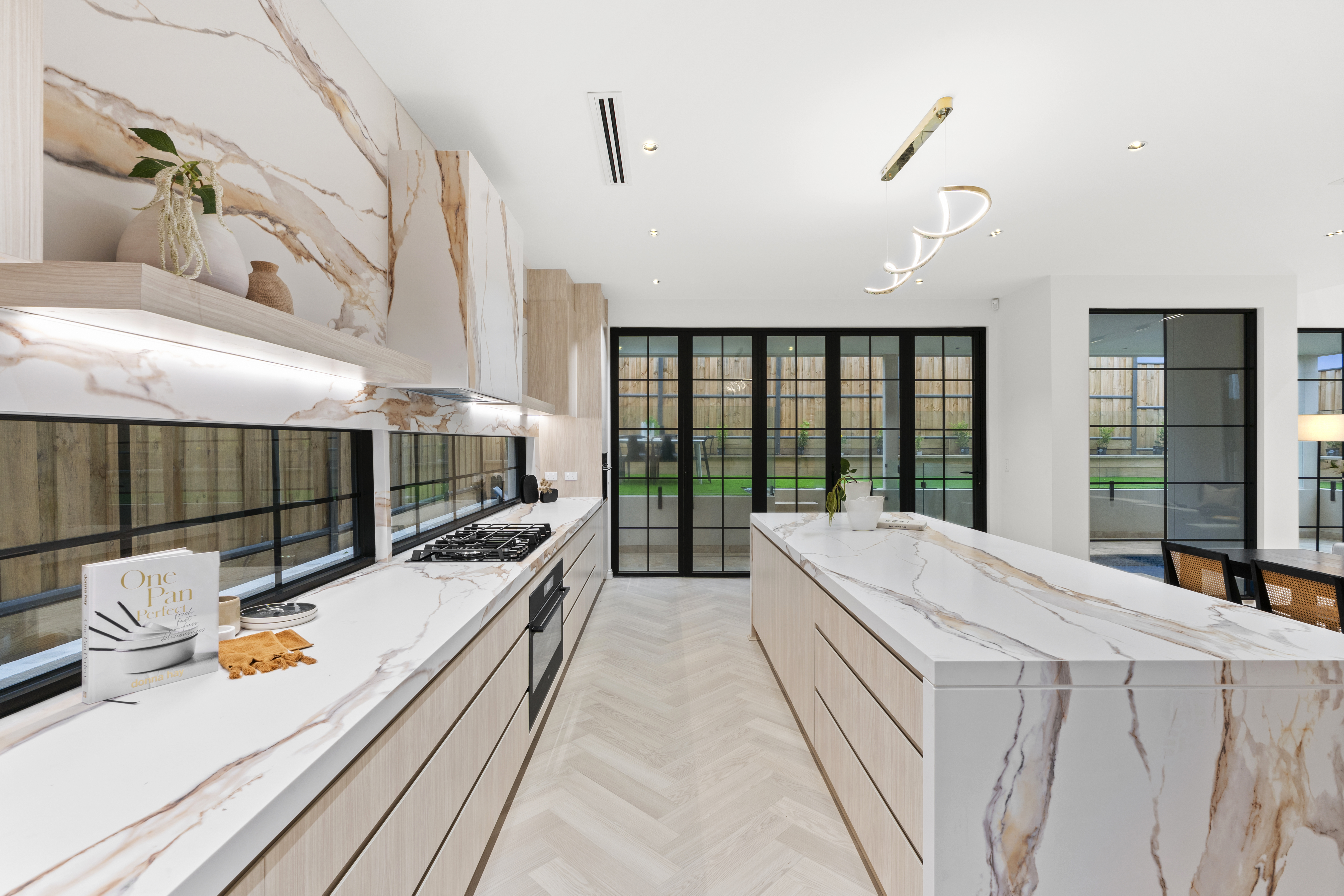 Chef's Kitchen — Marble Splashback & Island